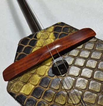 Erhu Bridge Protector, Arch-Shaped Code Guard to Reduce Python Skin Pressure, Erhu Accessories