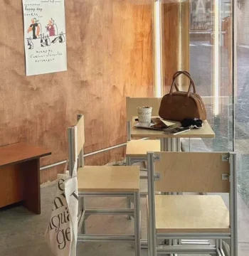 Light Luxury Cafe and Bookstore Seating Set, Minimalist Birch Wood Reception Area Table and Chairs for Small Spaces