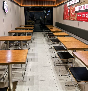 Commercial Low Bar Stool without Backrest, Solid Iron Art Chair for Malatang, Noodle Shops, Fast Food, Milk Tea, and Burger Stores