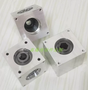 42*42 Small Bevel Gear Right-Angle Converter - 90-Degree 1:1 Ratio Gearbox with Keyway and Hex D-Bore
