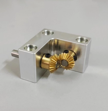 In Stock 90-Degree Converter 1:1 Ratio Small Bevel Gearbox Right-Angle Direction Changer with 4mm Output Shaft