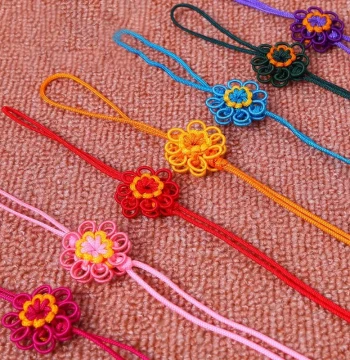 Premium Chinese Knot Ornament with Tassels - Handmade DIY Chrysanthemum and Sunflower Knots for Car Interior or Home Decor