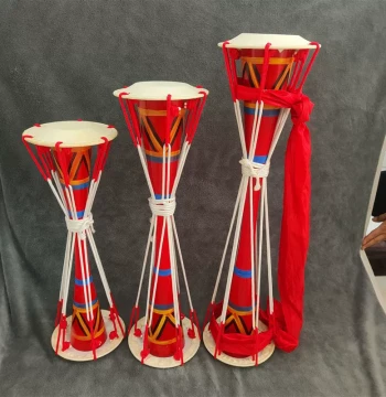 Rope-Attached Drum, Liannan Yao Ethnic Painted Long Drum, Guangxi Climbing Rope Dance Drum for Student Arts Exams and Prop Use
