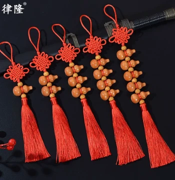 Peach Wood Gourd and Chinese Knot Hanging Ornament for New Home Decor – Brings Peace and Luck to Entrances, Living Rooms, and Bedrooms