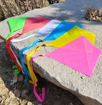 DIY Paintable Colorful Traditional Diamond Kite - Multi-color Weifang Bamboo Frame for Children's Classroom Activities