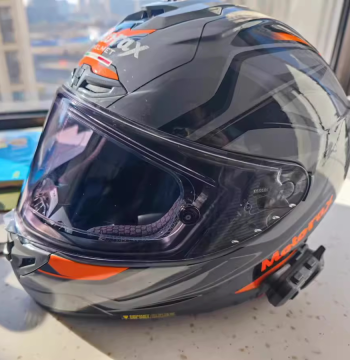 TPU Motorcycle Helmet Visor Film - Anti-Glare, Anti-Fog, Explosion-Proof Universal Tinted Sticker