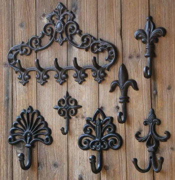European Vintage Wrought Iron Cast Iron Hook for Courtyard Garden Outdoor Creative Decorative Coat Hook Key Hook Wall Mount