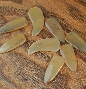 Guzheng Picks Natural Horn Hand-Polished Double-Arc