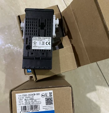 Negotiable Price: Temperature Controllers E5GC-QX1D6M-015, E5GC-CX2ACM-000, -QX2DCM-307, E5GN-Q1TD