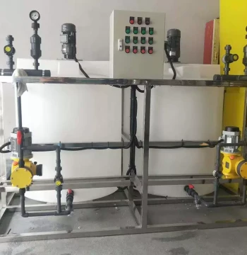 Food-Grade Rotomolded Mixing Tank with Additive Box - Composite Dosing Container