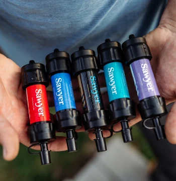 SAWYER MINI Compact Outdoor Portable Water Filter for Hiking & Camping - 380,000L Squeeze System