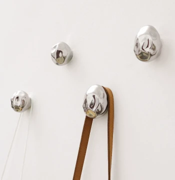 Light Luxury Entryway Creative Hook Hammered Stone No-Drilling Premium Silver Coat Hook Wall Mounted