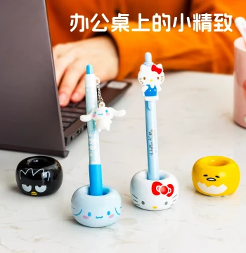 Sanrio Cartoon Pen Holder Office Desktop Cute Fountain Pen Stand Student Creative Brush Holder Storage Ornament
