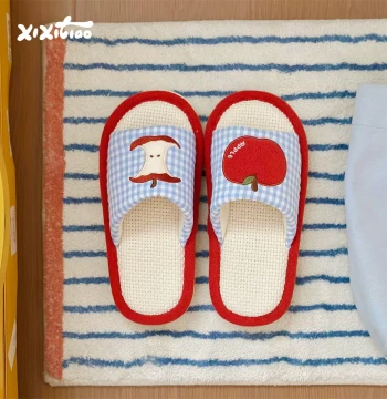 Checkered Red Apple House Slippers Soft Sole Sweat-Absorbing
