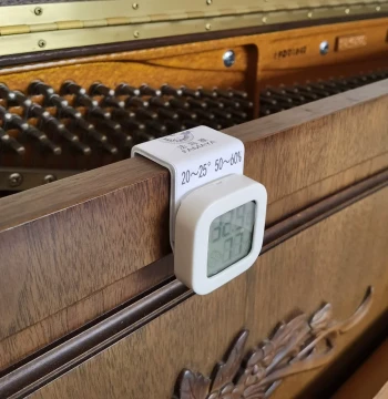 FAMAYA Piano Care Thermometer and Hygrometer by Bo Caixing Design