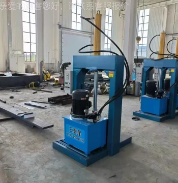 Large Hydraulic Guillotine Cutter for Rubber Blocks, Plastic, and Used Tobacco Sheets - 660mm Capacity