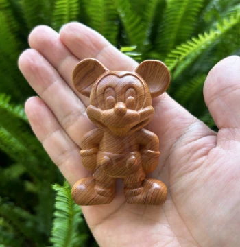 Natural Aged Thuja Sutchuenensis Solid Wood Carved Mickey Mouse Figurine, Cute Cartoon Collectible Handheld Piece for Desktop Display