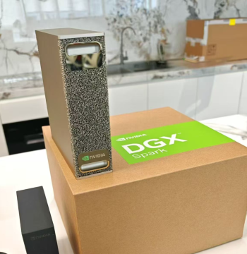 NVIDIA DGX Spark Desktop AI Computer - Supercomputing System with Blackwell Architecture Mini PC
