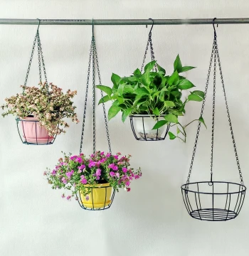 Simple Wrought Iron Balcony Hanging Basket Rack for Potted Plants, Pothos, Spider Plants, and Succulents