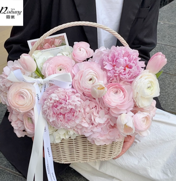 Mother's Day French Handheld Flower Basket, Hand-Woven Rustic Rattan Basket for Carnations and Peonies Arrangement