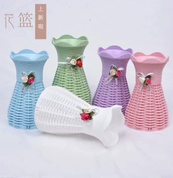 Mini Plastic Rattan-Style Flower Basket, European Desktop Decor, Dried Flower Vase, Artificial Bouquet Ornament