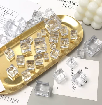 Ruikun Artificial Flowers, Acrylic Transparent Square Fake Ice Cubes, Photography Props and Decorations