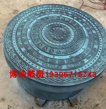 Large Outdoor Guangxi Bronze Drum: Pure Copper Zhuang Ethnic Specialty Waist Drum, All-Brass War Drum Landscape Ornament, Playable