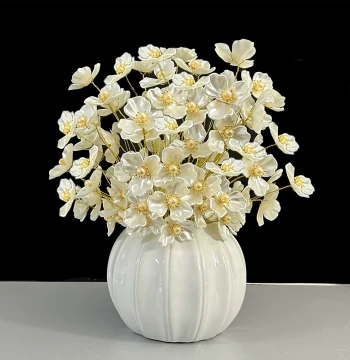 Magnolia Flower DIY Craft Kit - Handmade Floral Arrangement Set for Home and Office Decor, Simple Artistic Ornament for Mother's Day
