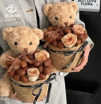 New Chestnut Flower Basket - Rattan Woven Hug Bucket Bear Floral Arrangement Basket with Lychee Bouquet DIY Materials