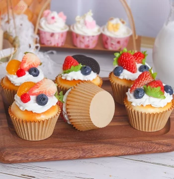 Simulation Cupcake Model Dessert Display Prop for Bakery Window and Photography