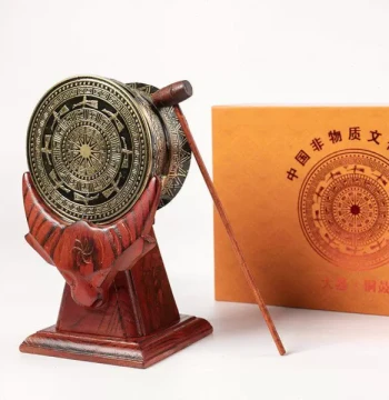 [Bull Head Stand + Bronze Drum 16cm Diameter + Gift Box] Intangible Cultural Heritage Bronze Drum Decor for Study or Office, Business Gift