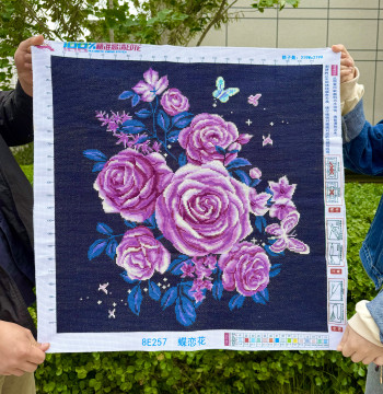 Butterfly Loves Flower Pure Hand-Embroidered Cross-Stitch Finished Product, New Purple Rose Aesthetic Floral Living Room Decorative Painting
