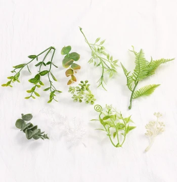 Ruikun Artificial Flowers - Plastic Aquatic Grass and Fake Greenery for Cake Decoration and Table Arrangements