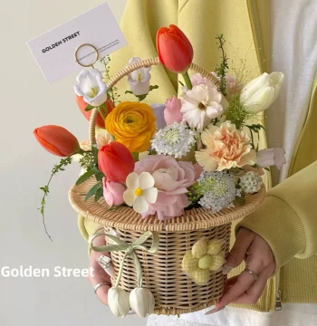 New Top Hat Woven Flower Basket, Fresh Flower Bouquet Handheld Basket, Handmade Creative Gift DIY Floral Shop Packaging Supplies