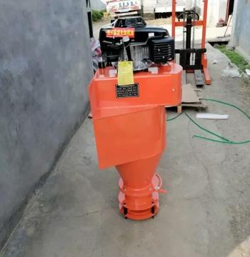 Vehicle-Mounted Deicing Salt Spreader, Manufacturer Supply, Small Gasoline-Powered Salt Distributor