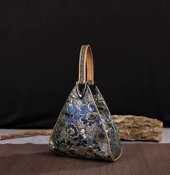 Silk Qipao Handbag for Gifting Abroad - Brocade Satin Women's Classical Tote with Chinese Characteristics