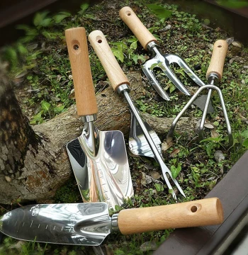 Gardening Trowel for Digging and Planting Vegetables, Outdoor Home Gardening Spade, Three-Prong Rake, Flower Shovel, Stainless Steel Tool Set, Large Size