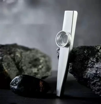Professional Metal and Wood Kazoo for Trumpet, Saxophone, and Ukulele Accompaniment