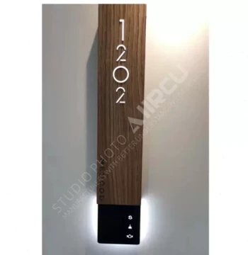 Custom Illuminated Solid Wood Hotel Door Signs: Electronic Room Number Plates for Hotels and Homestays
