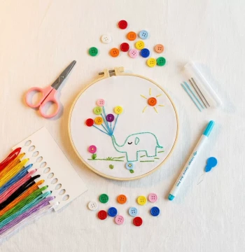 Kids Embroidery Kit for Kindergarten, Button Sewing Materials, Safe Needles for Elementary Labor Education