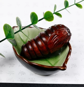 Rosewood Carved Cocoon Solid Wood Collectible Craft Rotatable Handheld Piece Silkworm Pupa Portable Stress-Relief Tool