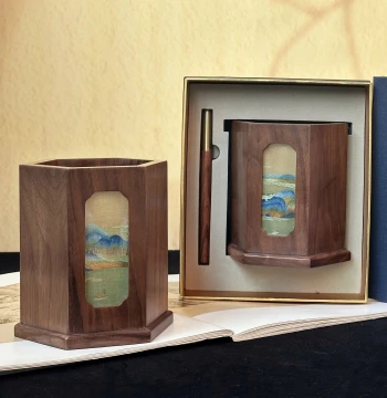 Su Embroidery Pure Handmade Embroidered Walnut Wood Pen Holder Chinese Style Specialty Gift Souvenir for Teachers Foreigners Teacher's Day