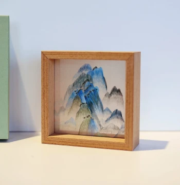 Su Embroidery Pure Handmade Embroidery Display Intangible Cultural Heritage Tabletop Gift Box Chinese Style Specialty Gift Souvenir for Foreigners