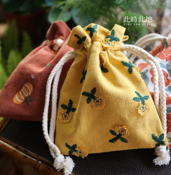 Ci Shi Ci Di Fabric Cotton-Linen Portable Drawstring Bag Multi-Functional Storage Eco-Friendly Durable Fresh Style Jewelry Bag Phone Bag Drawstring Closure Seal Collectible Small Cloth Bag Gift Candy Packaging Bag