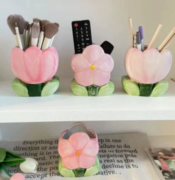 Tulip Flower Makeup Brush Holder Room Pen Cup Girl Decorative Storage