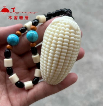 Ivory Fruit Corn Handle Piece - Small Red Corn Wenwan Ornament, Car Hanging Feng Shui Decor, Symbolizing Abundance