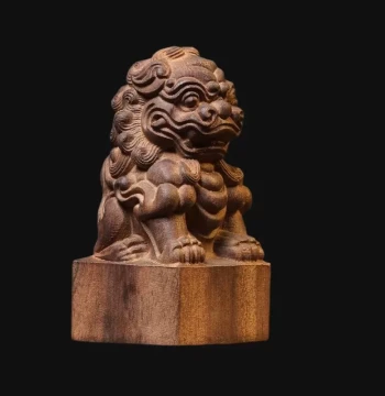 Fast Shipping Vietnamese Agarwood Lion Seal Carving - Handheld Ornament and Furniture Decor