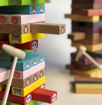 Children's Stacking Tower Game, Animal-Themed Wooden Rainbow Stack, Desktop Balance Toy, Pull-Out Block Game
