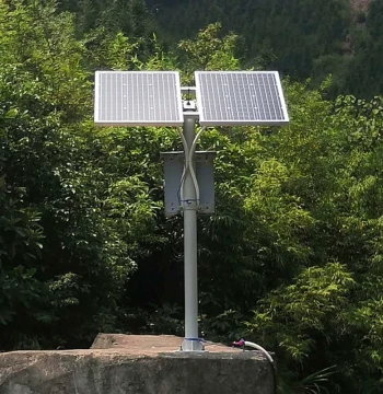 Two Dual-Set Solar Panel Photovoltaic Modules with Flange-Style Pole Mounts for Street Light Posts and Solar Bracket Systems