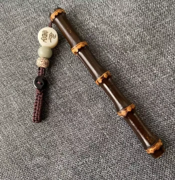 Small Purple Bamboo Root Handpiece, Solid Jade-like Bamboo Handle, High-Density Aged Material, Blood Vine Pendant